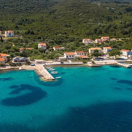 Kneze * Račišće